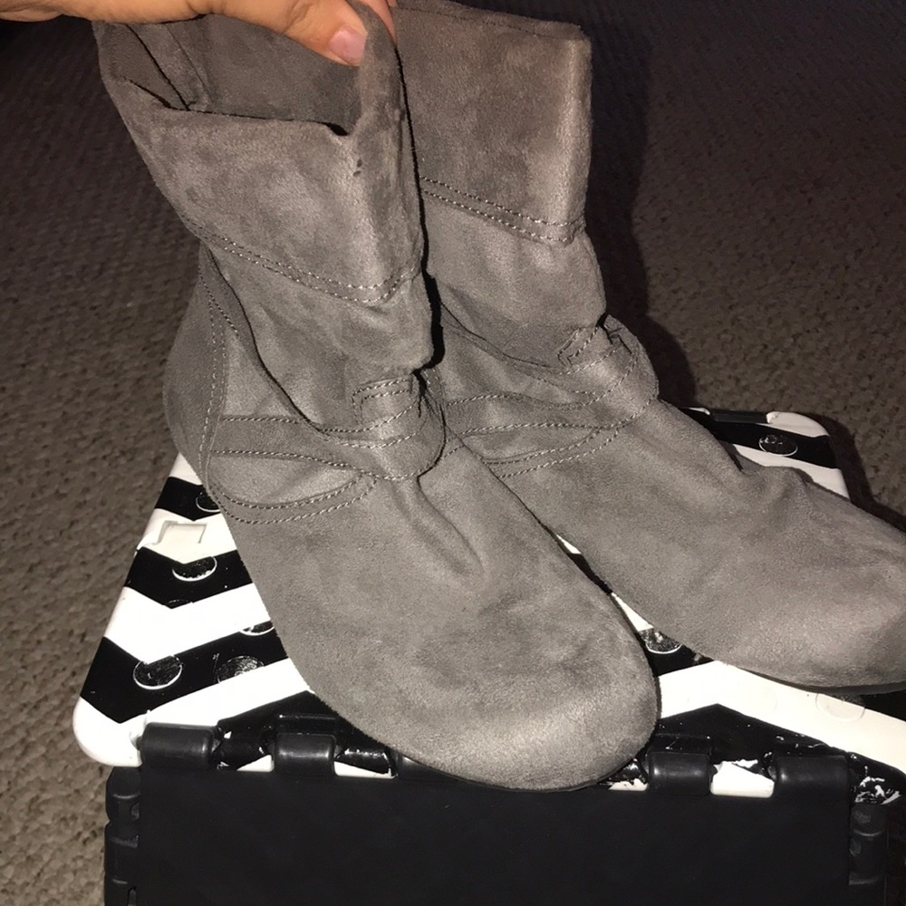 Ankle high boots